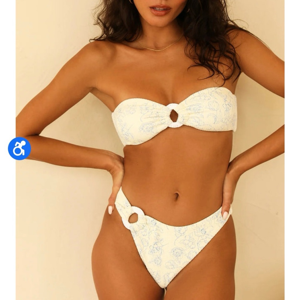 Dippin Daisys Cream Bikini Set